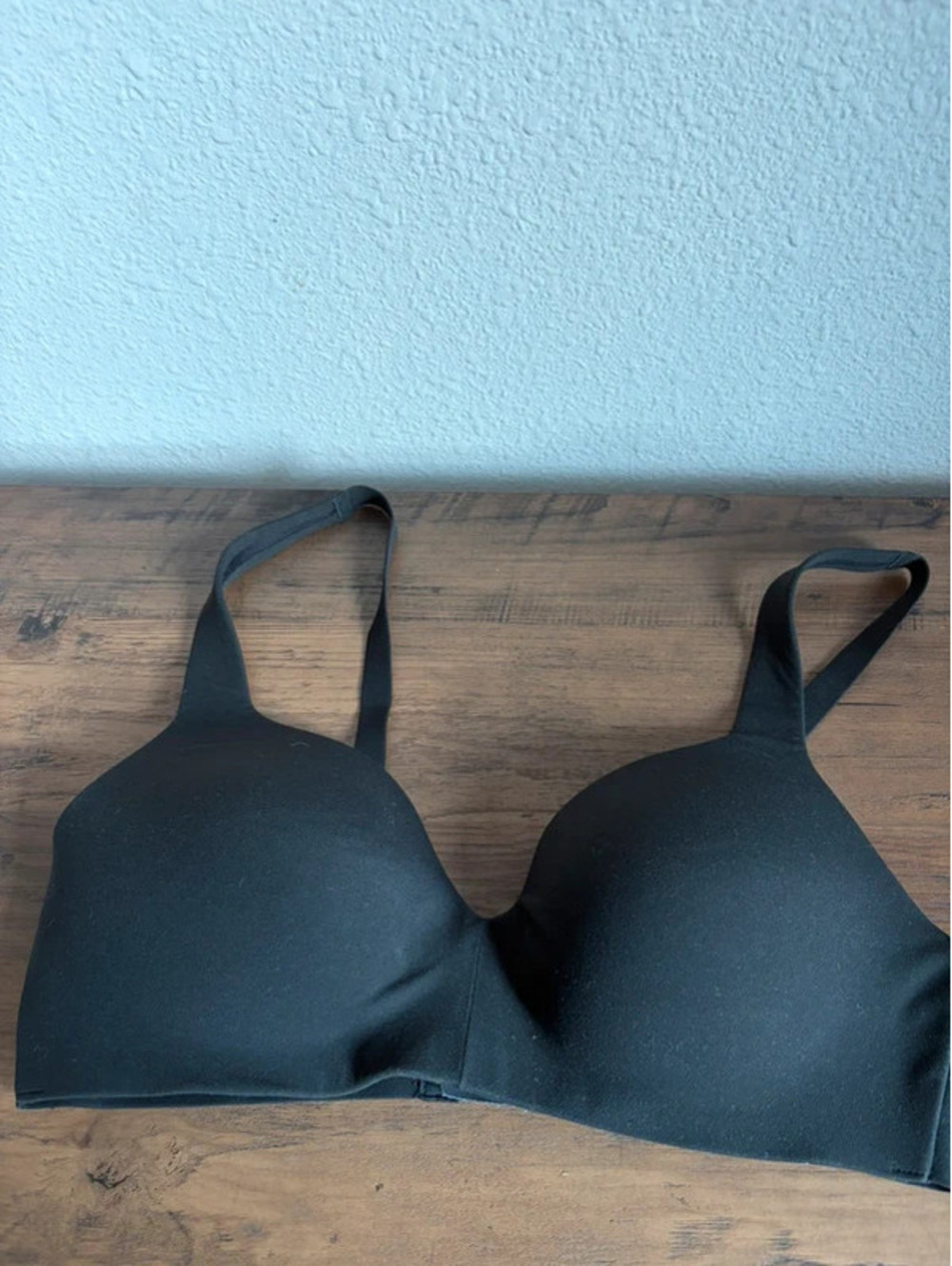 Athleta black molded cups bra size 36D